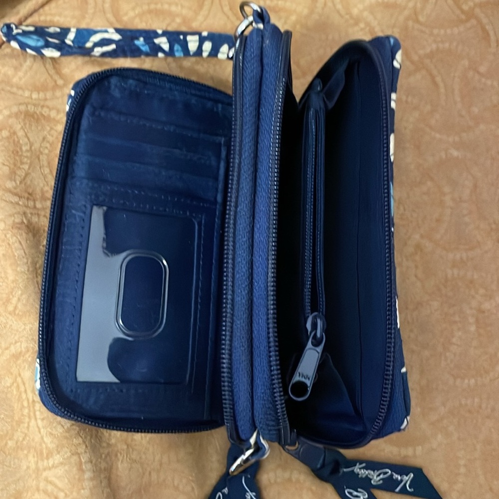 Vera Bradley Wristlet - Picture 4 of 8
